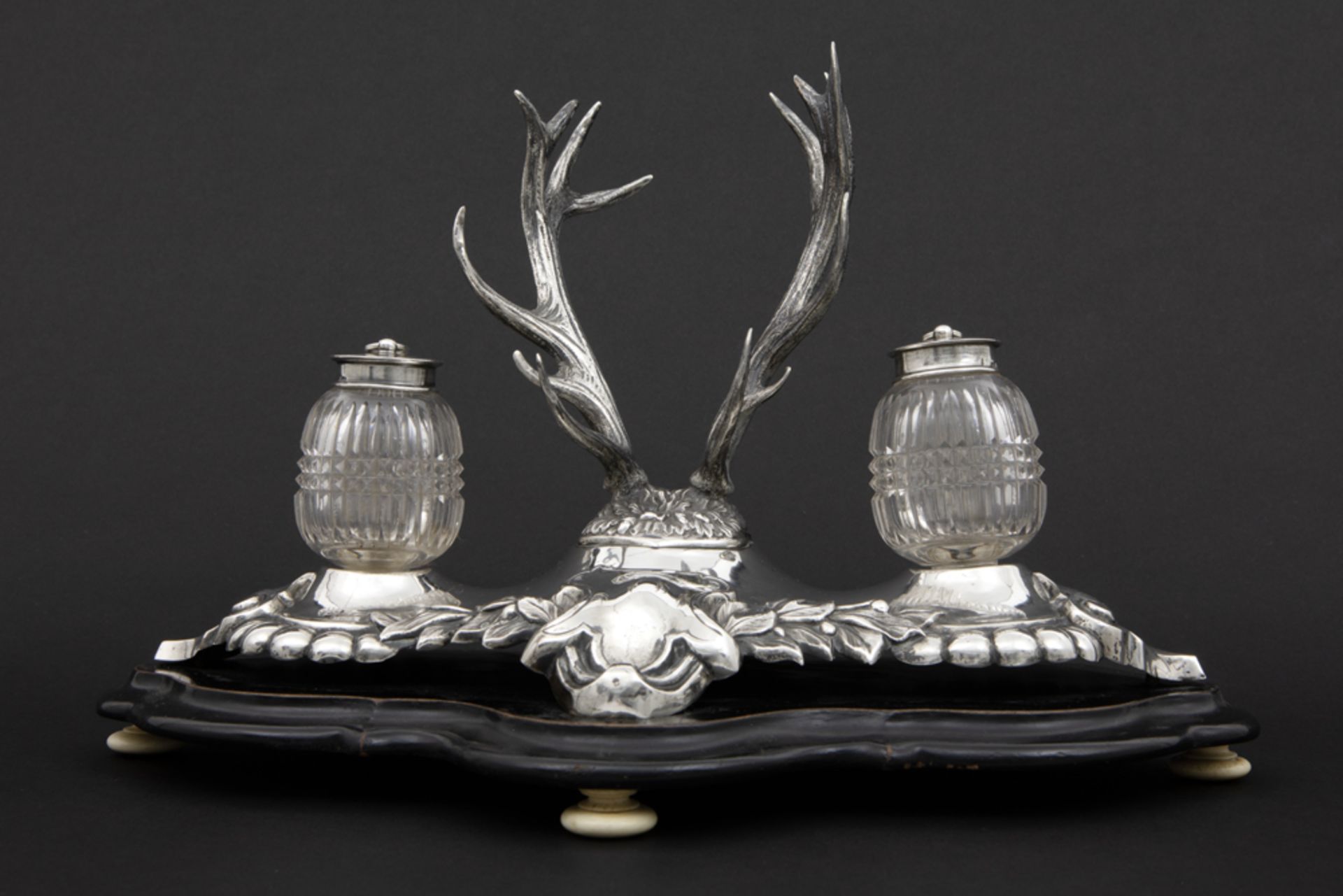 antique Dutch desk set in ebonised wood, crystal and silver || Antiek Nederlands bureaustel in