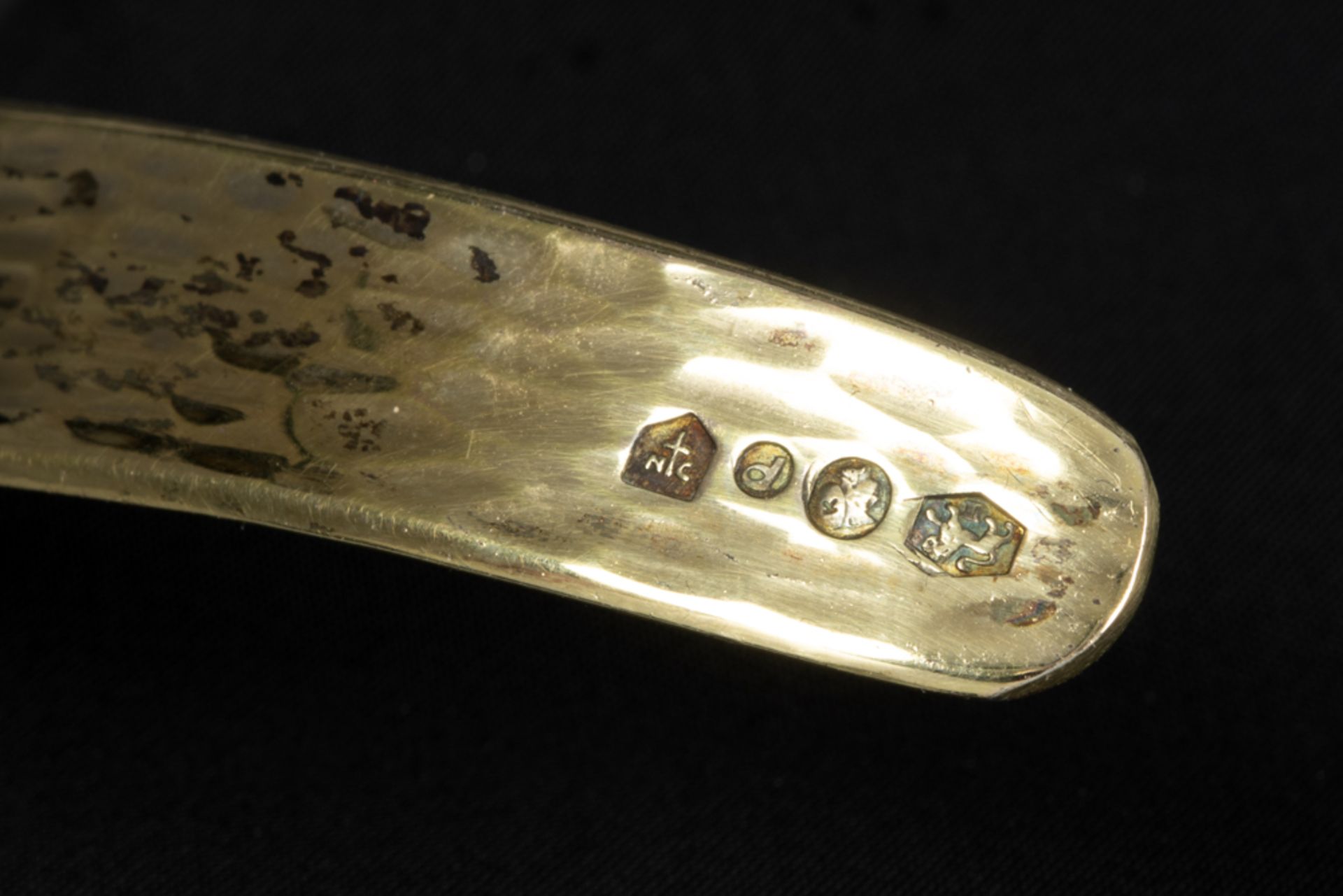 Dutch necklace in gilded silver dated 1950 || Nederlandse fifties' halsband in gedoreerd en gehamerd - Bild 2 aus 2