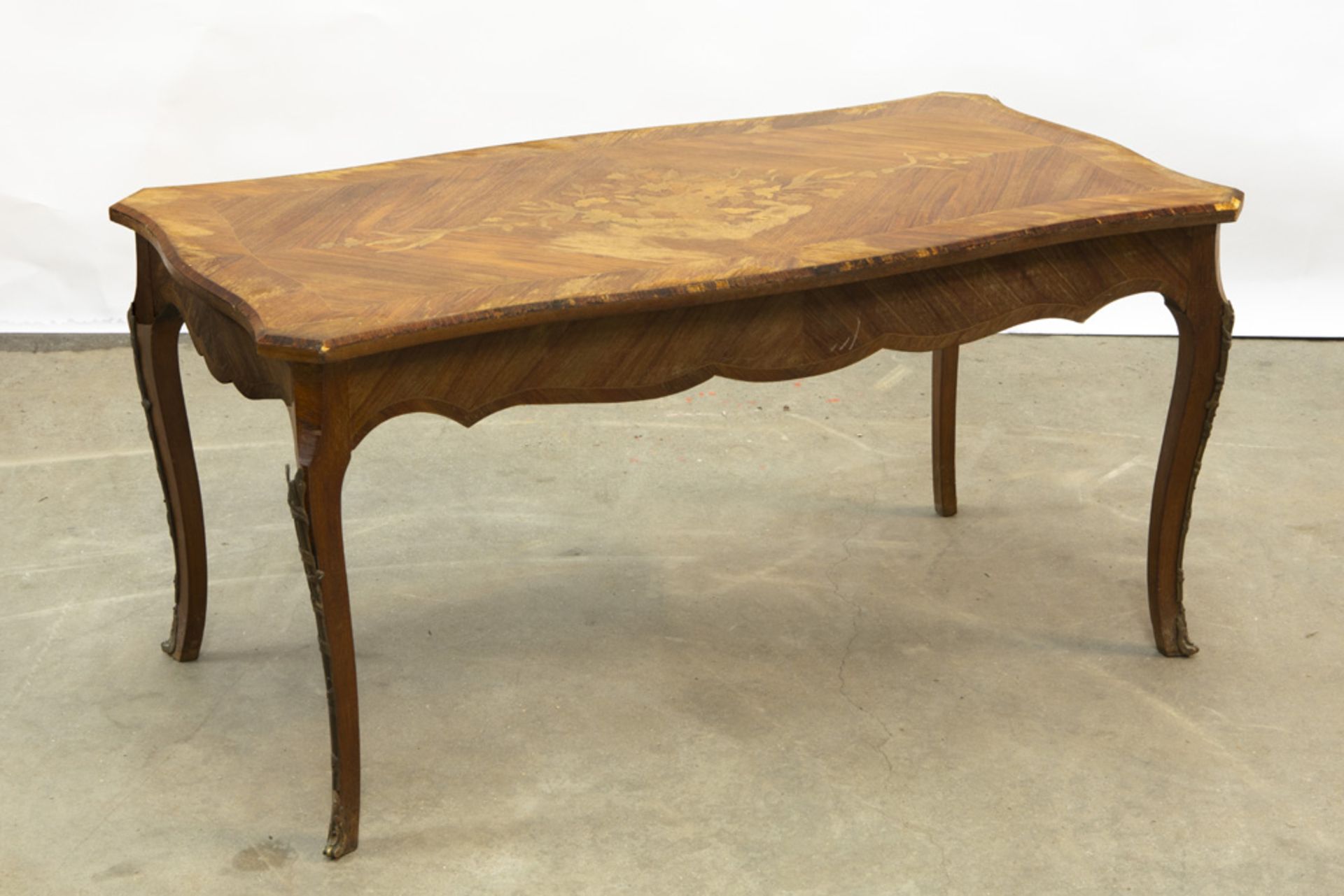 Louis XV style rosewood sofa table || Rozenhouten salontafel in Louis XV-stijl