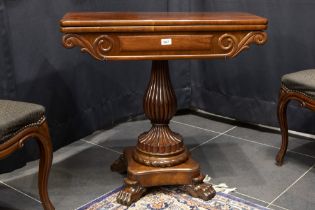 antique English neoclassical games-table in mahogany || Antieke Engelse neoclassicistische