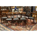 19th Cent. English set of six chairs and two armchairs in mahogany || Negentiende eeuwse Engelse set