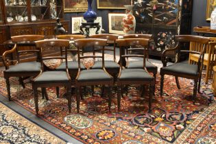 19th Cent. English set of six chairs and two armchairs in mahogany || Negentiende eeuwse Engelse set