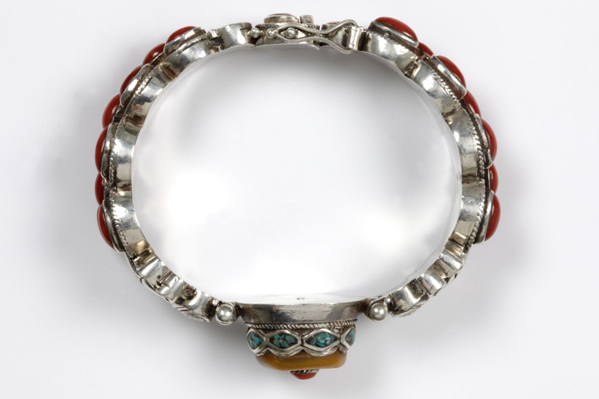 old ethnic bracelet in (afterwards) marked silver with corals and a nice amber stone || Oude etnisch - Bild 2 aus 2