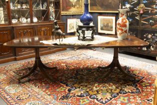 extendable English Regency style table (with two leafs) in mahogany || Mooie Engelse Regency-tafel