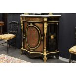 19th Cent. Franch Napoleon III cabinet in "Boulle" with its top in white marble || FRANKRIJK - ca