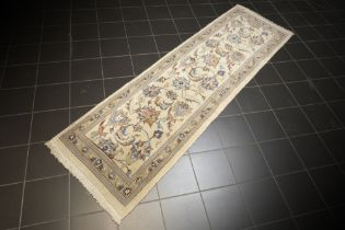 Persian Kashmar runner || Perzische Kashmar - loper met een florale tekening op beige fond - 286 x