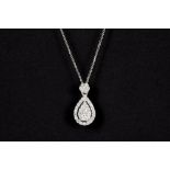 dropshaped pendant in white gold (18 carat) with ca 0,25 carat of high quality brilliant cut