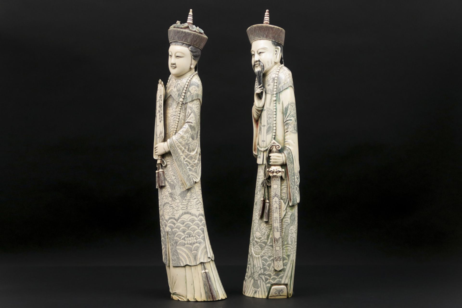 pair of big Chinese "Emperor and Empress" sculptures in ivory - with EU CITES certification || - Bild 3 aus 5