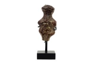 Donau Culture fertilty idol in stone (maybe flint) || DONAU - CULTUUR vrouwelijk