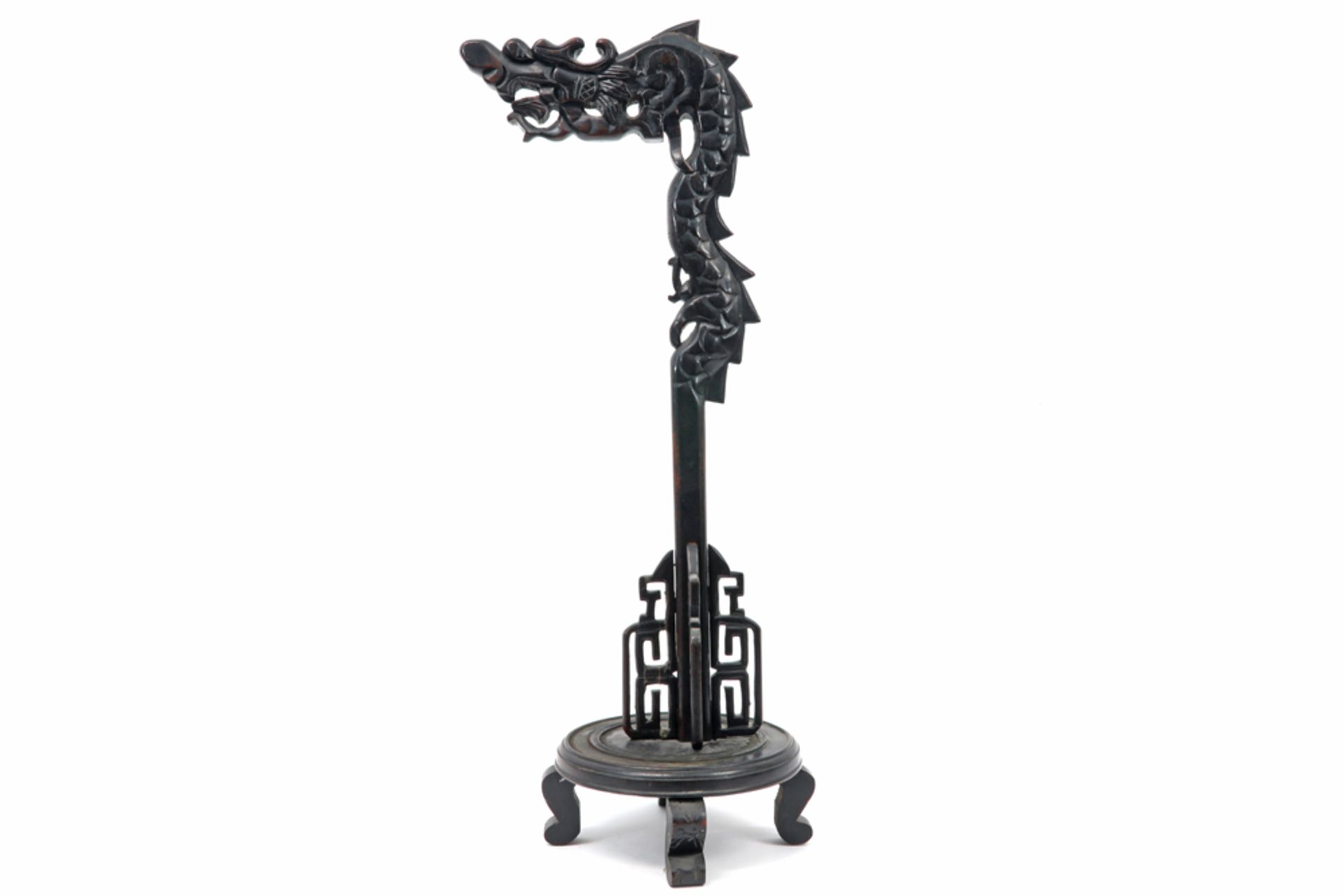 Chinese wooden lamp-stand with dragon's head || Chinese houten lamphouder met drakenkop - hoogte :