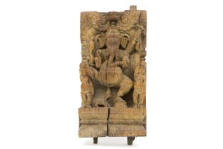 'antique' Indian wood sculpture with the representation of Ganesh with two disciples || 'Antieke'