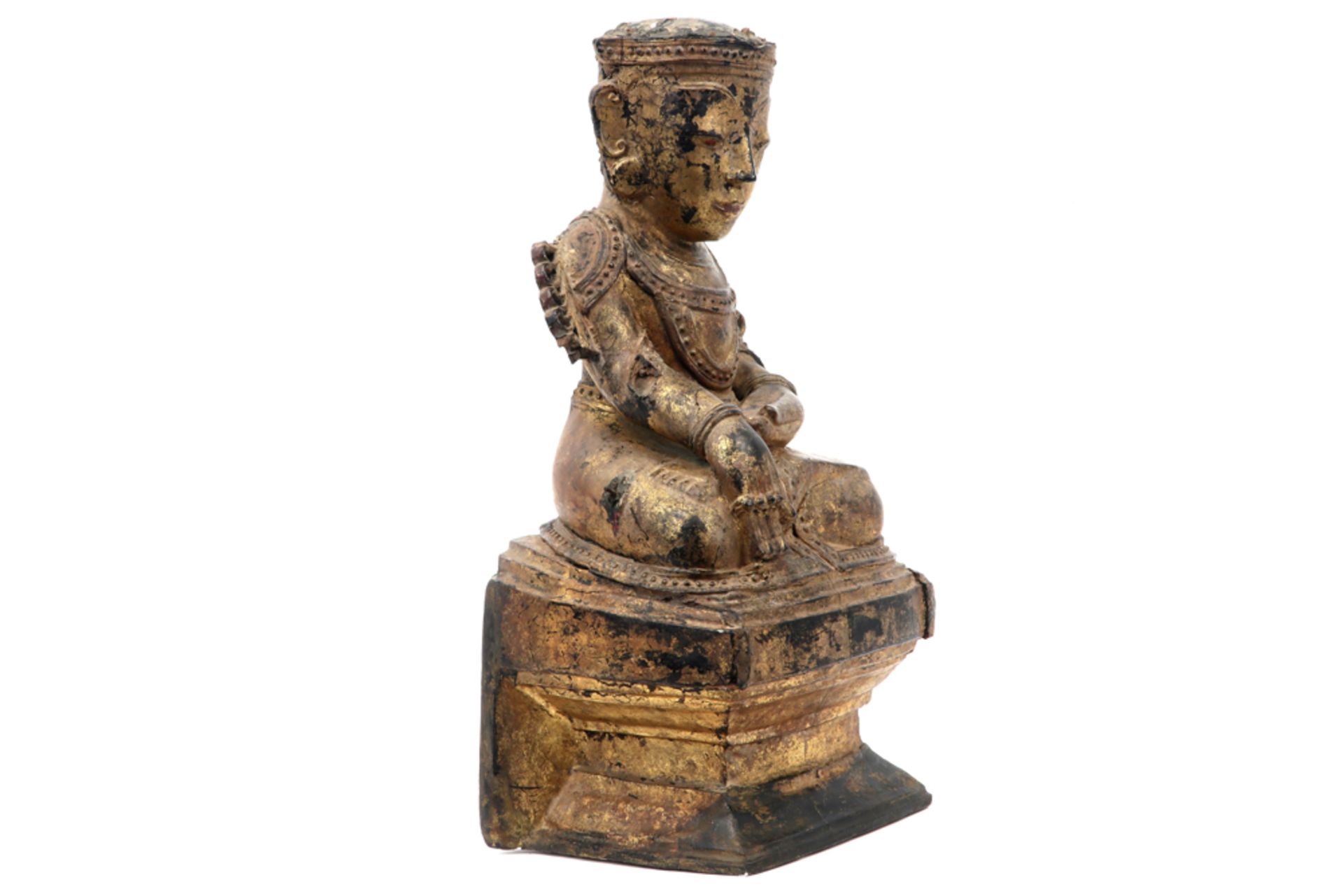 19th Cent. Siamese Rattanakosin period "Buddha" sculpture in gilded wood || THAILAND - RATTAKOSIN - Image 2 of 4