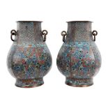 pair of quite big antique Chinese vases in cloisonné on bronze || Paar vrij grote antieke Chinese