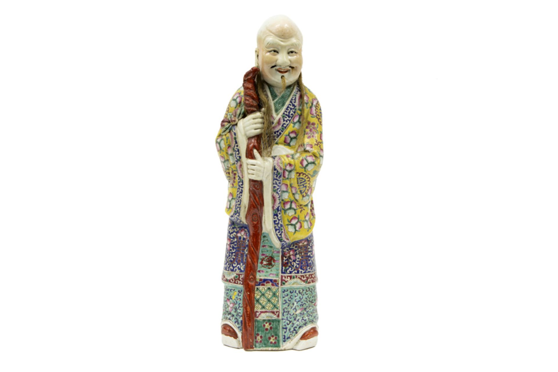 antique Chinese "Sage" sculpture in marked and polychromed porcelain || Antieke Chinese sculptuur in