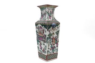 Chinese vase (with a square base) in porcelain with a polychrome decor with animated courtly