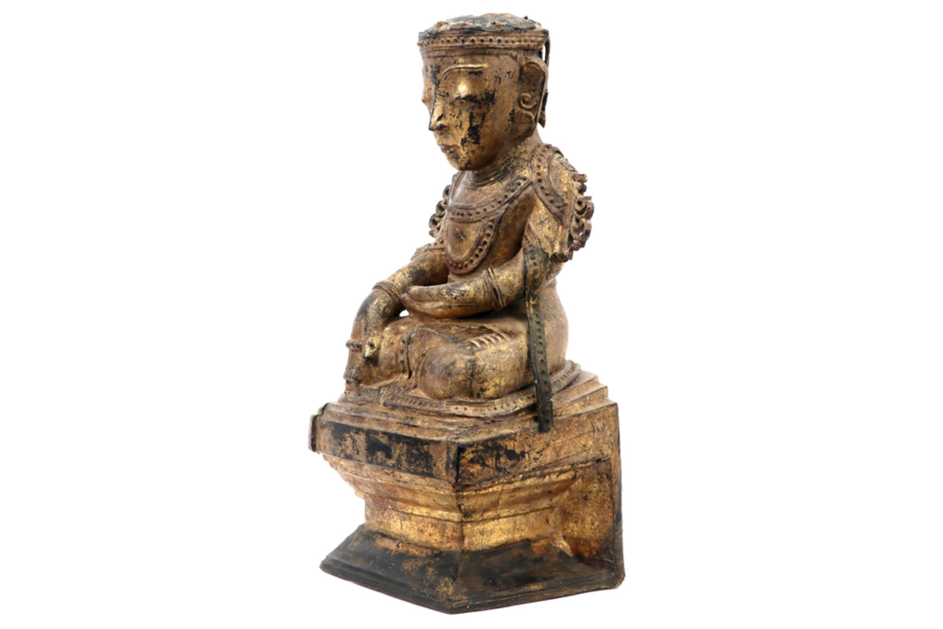 19th Cent. Siamese Rattanakosin period "Buddha" sculpture in gilded wood || THAILAND - RATTAKOSIN - Image 3 of 4