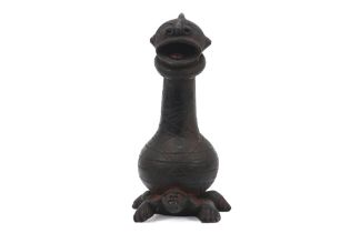 Congolese terracotta sculpture from the Kanyok (East of Luba) with a phallus schape on a tortoise ||