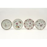 four 18th Cent. Chinese plates in porcelain with a Famille Rose decor || Lot van vier achttiende