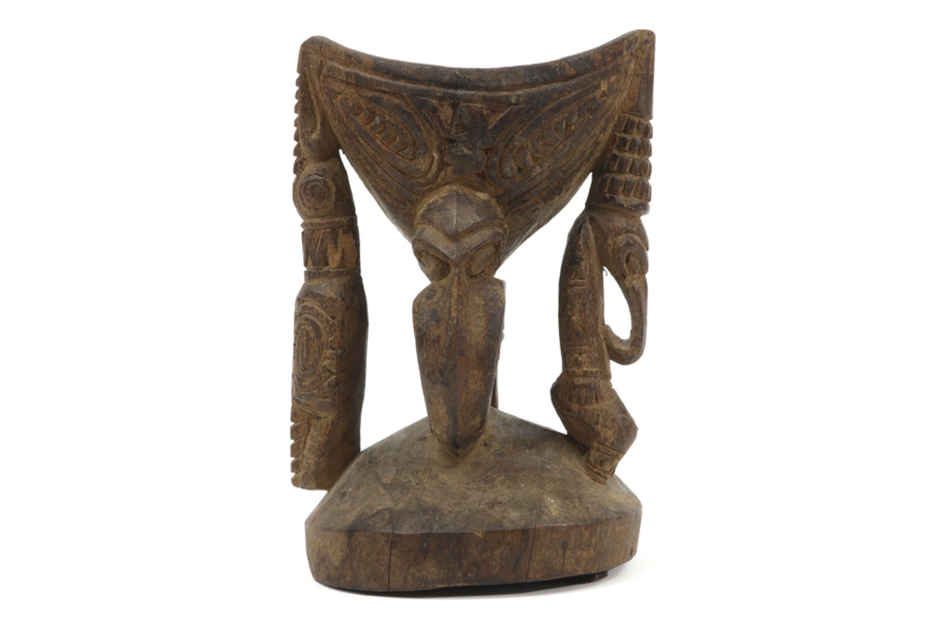 Papua New Guinean Sepik mortar in wood || PAPOEASIE NIEUW - GUINEA Sepik mortier (voor betelnut)