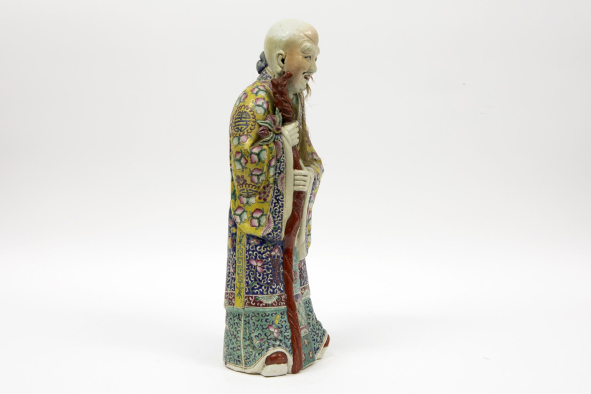 antique Chinese "Sage" sculpture in marked and polychromed porcelain || Antieke Chinese sculptuur in - Bild 3 aus 4