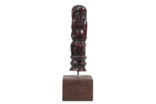 an African bone grip of a 'Lega' flyswapper prov : the former collection of 'François' uit