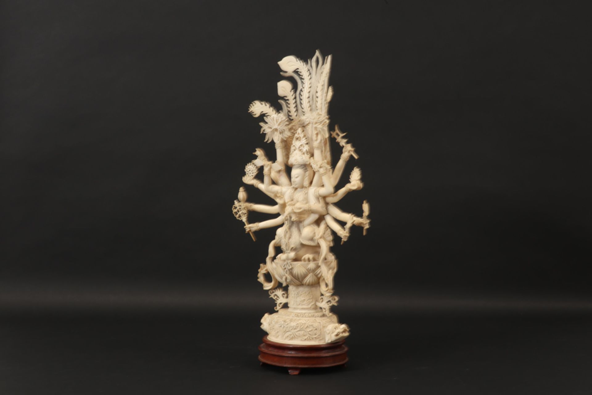 'antique' Chinese "Quan Yin" sculpture in ivory - ca 1910/20 - with EU CITES certification || ' - Image 4 of 4