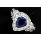 very nice ring in white gold (18 carat) with a ca 2,70 carat Ceylan sapphire and ca 3,20 carat of