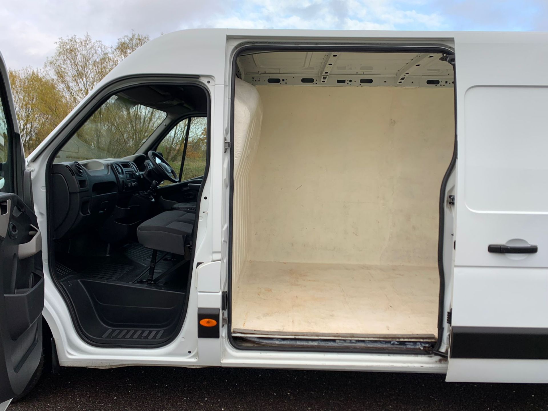 NISSAN NV400 SE DCI L3H2 LWB, NO VAT - Image 9 of 19