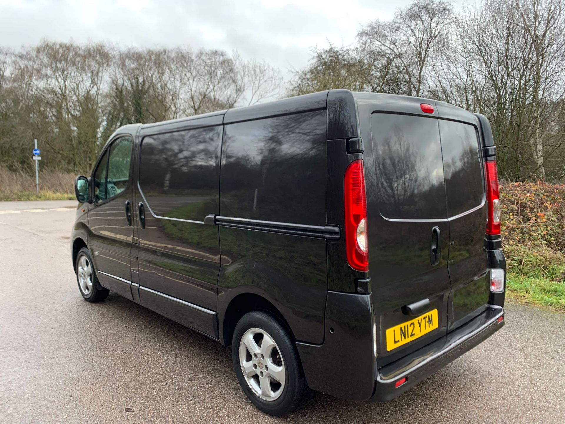 2012 VAUXHALL VIVARO 2700 SPORTIVE CDTI, NO VAT - Image 5 of 16