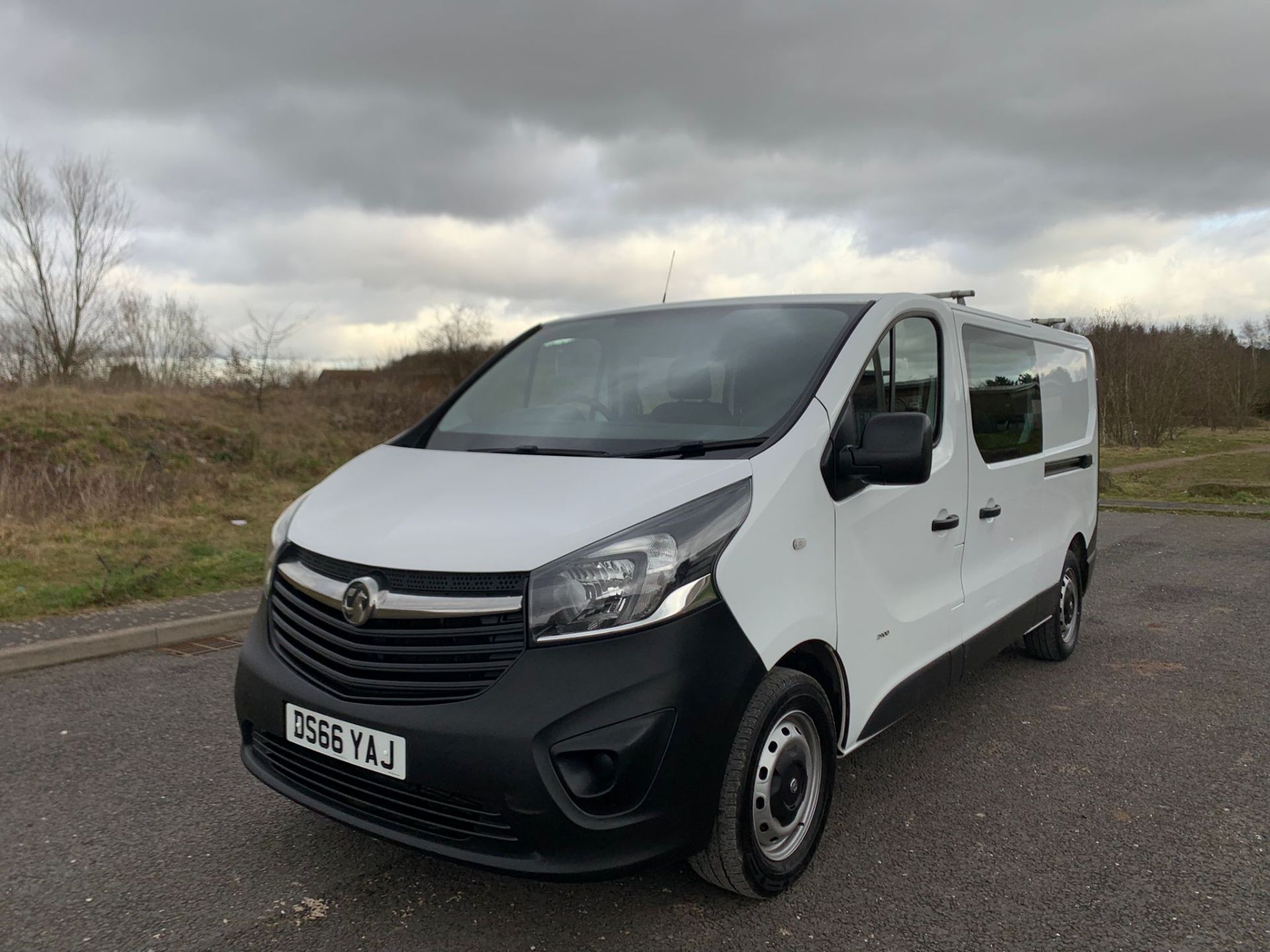 2016 VAUXHALL VIVARO 2900 CDTI, NO VAT - Image 7 of 19