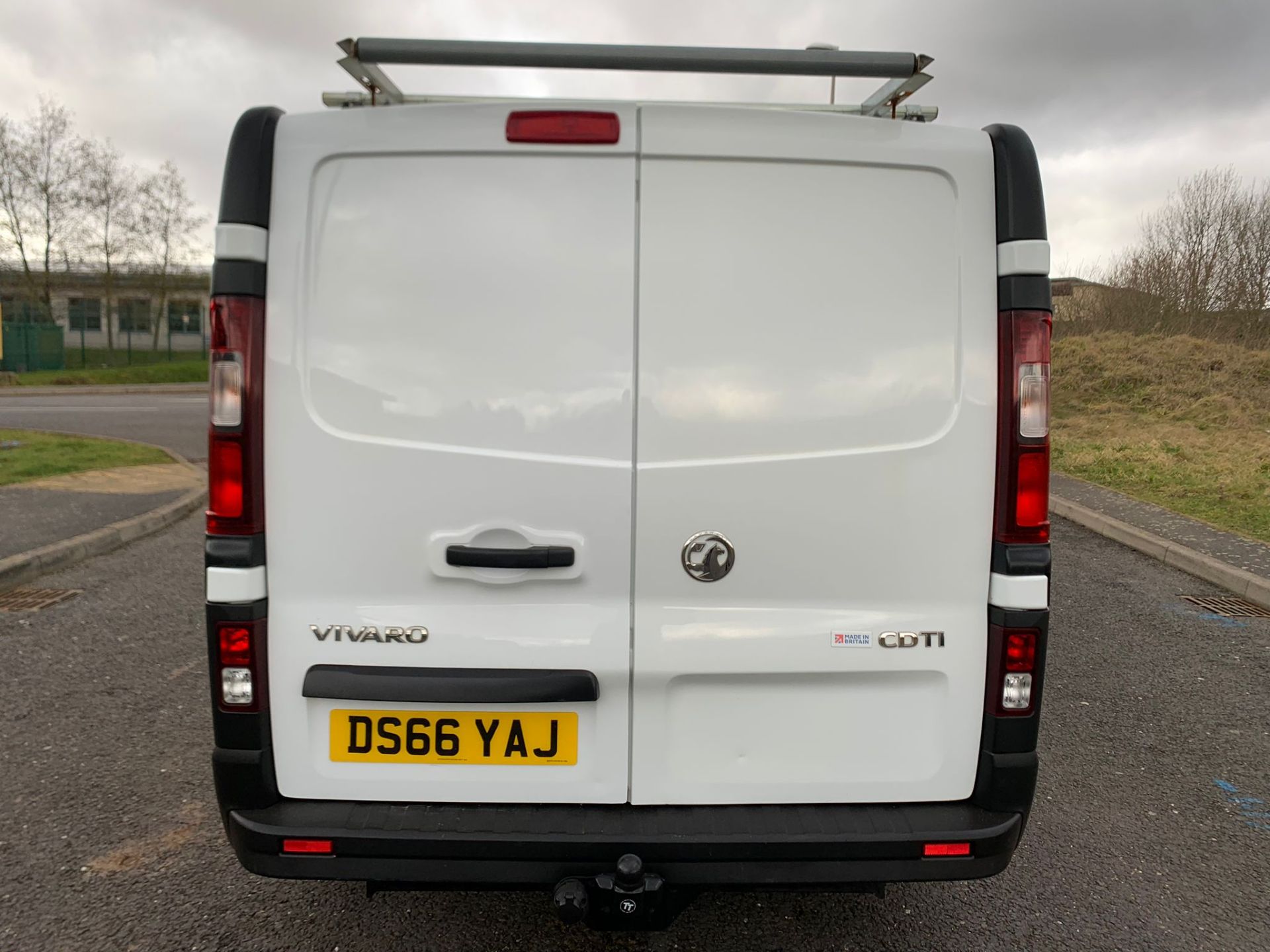 2016 VAUXHALL VIVARO 2900 CDTI, NO VAT - Image 4 of 19