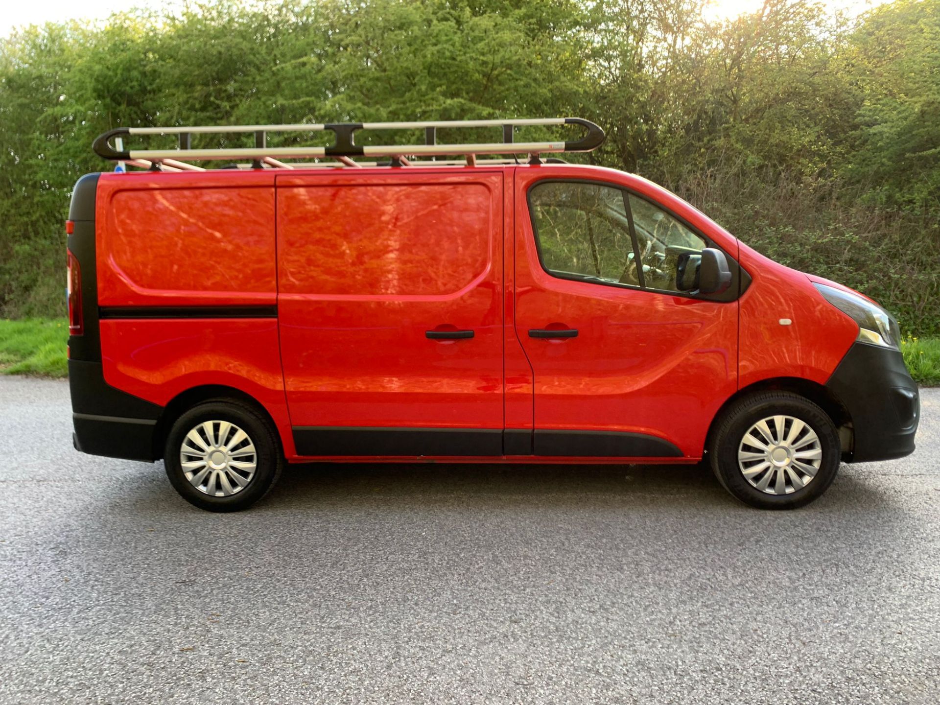 2017 VAUXHALL VIVARO 2700 CDTI, NO VAT - Image 2 of 20