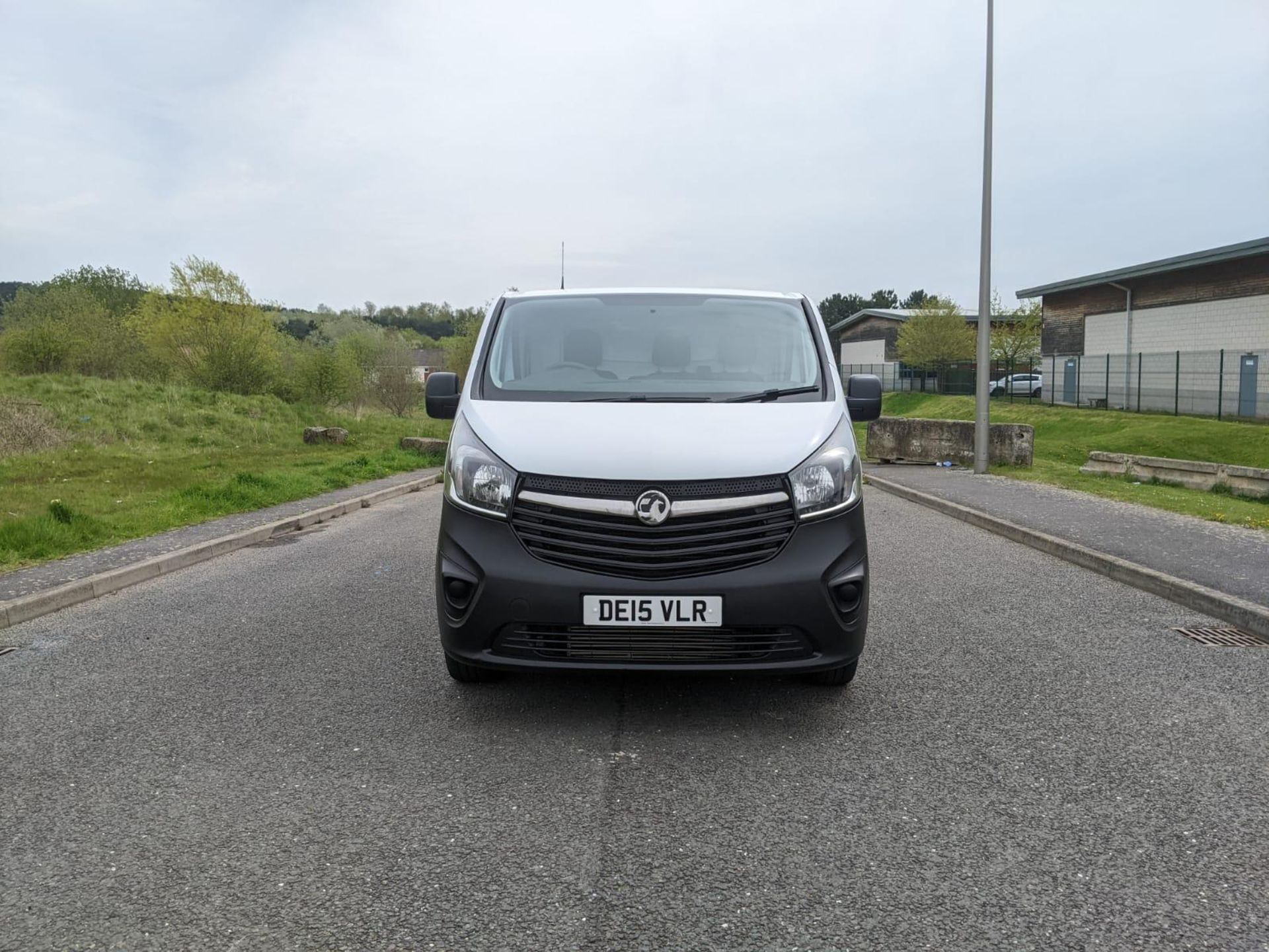 2015 VAUXHALL VIVARO 2900 CDTI, NO VAT - Image 8 of 16