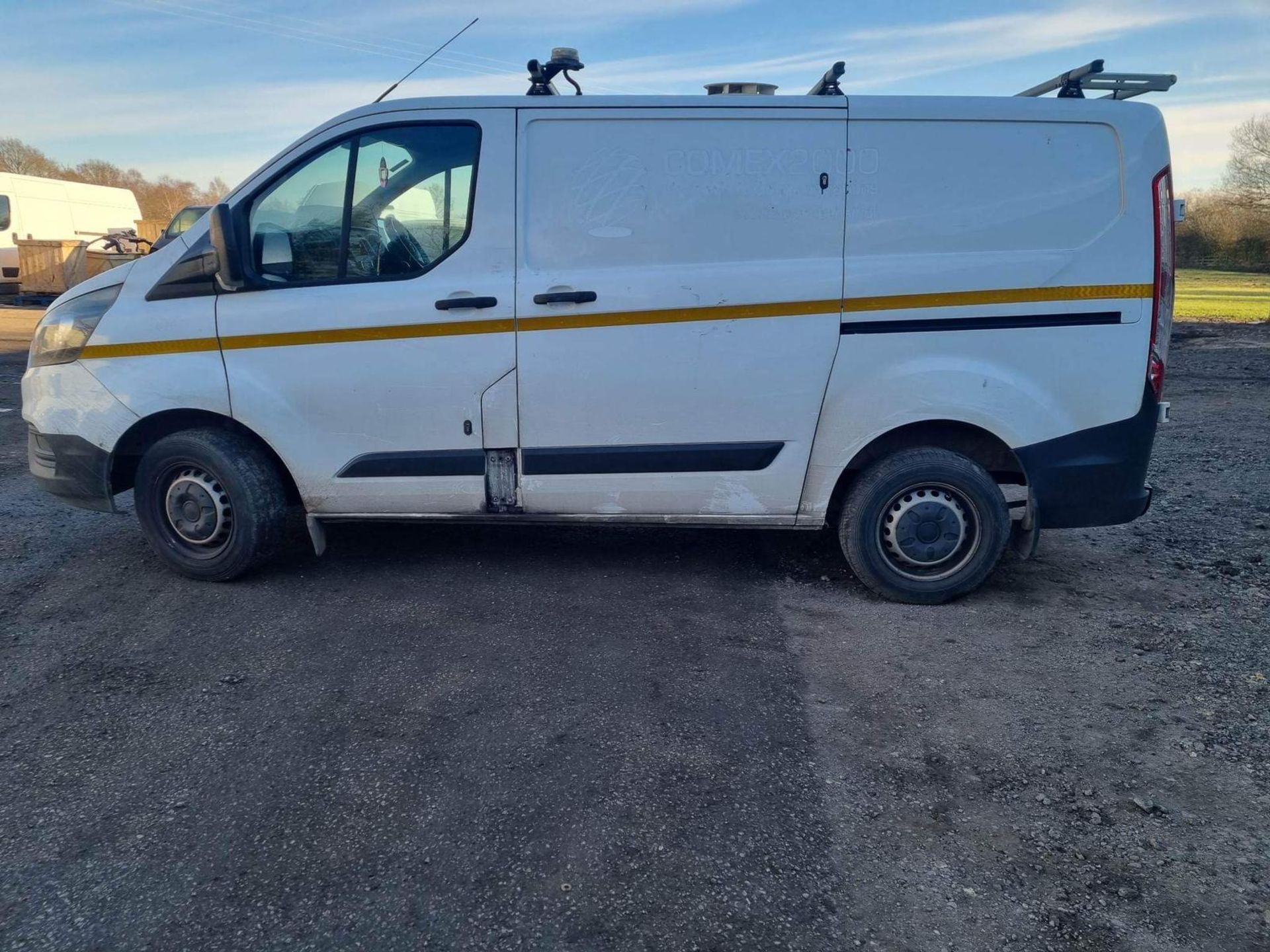 2019 68 FORD TRANSIT CUSTOM PANEL VAN - EURO 6 - 76K MILES - PLY LINED - Image 4 of 7