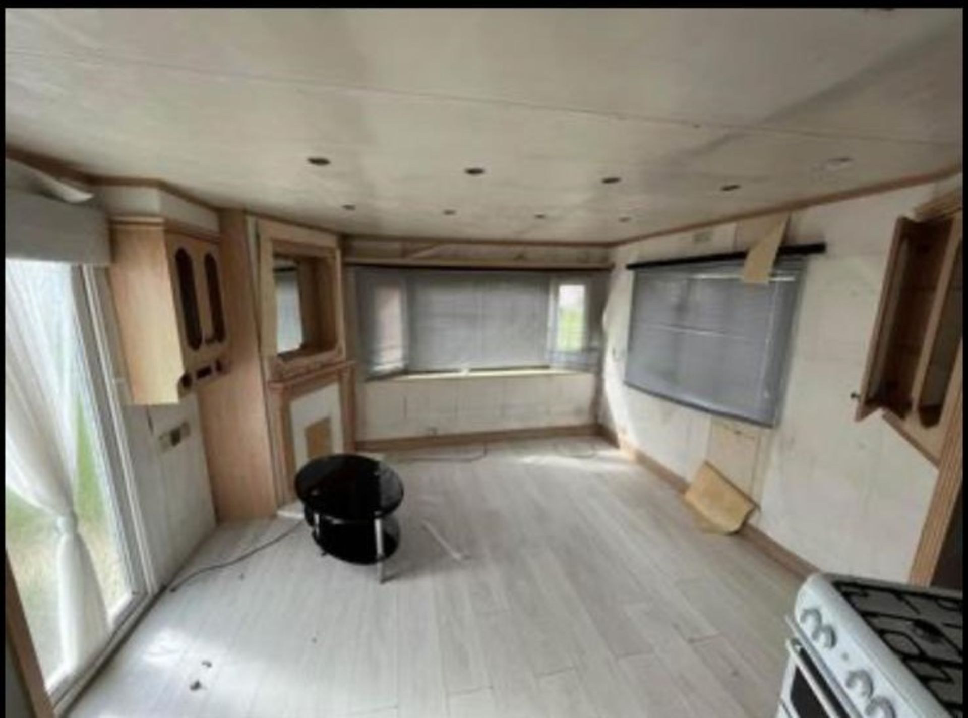 Willerby Canterbury 38 x 12 Static caravan - Image 2 of 6