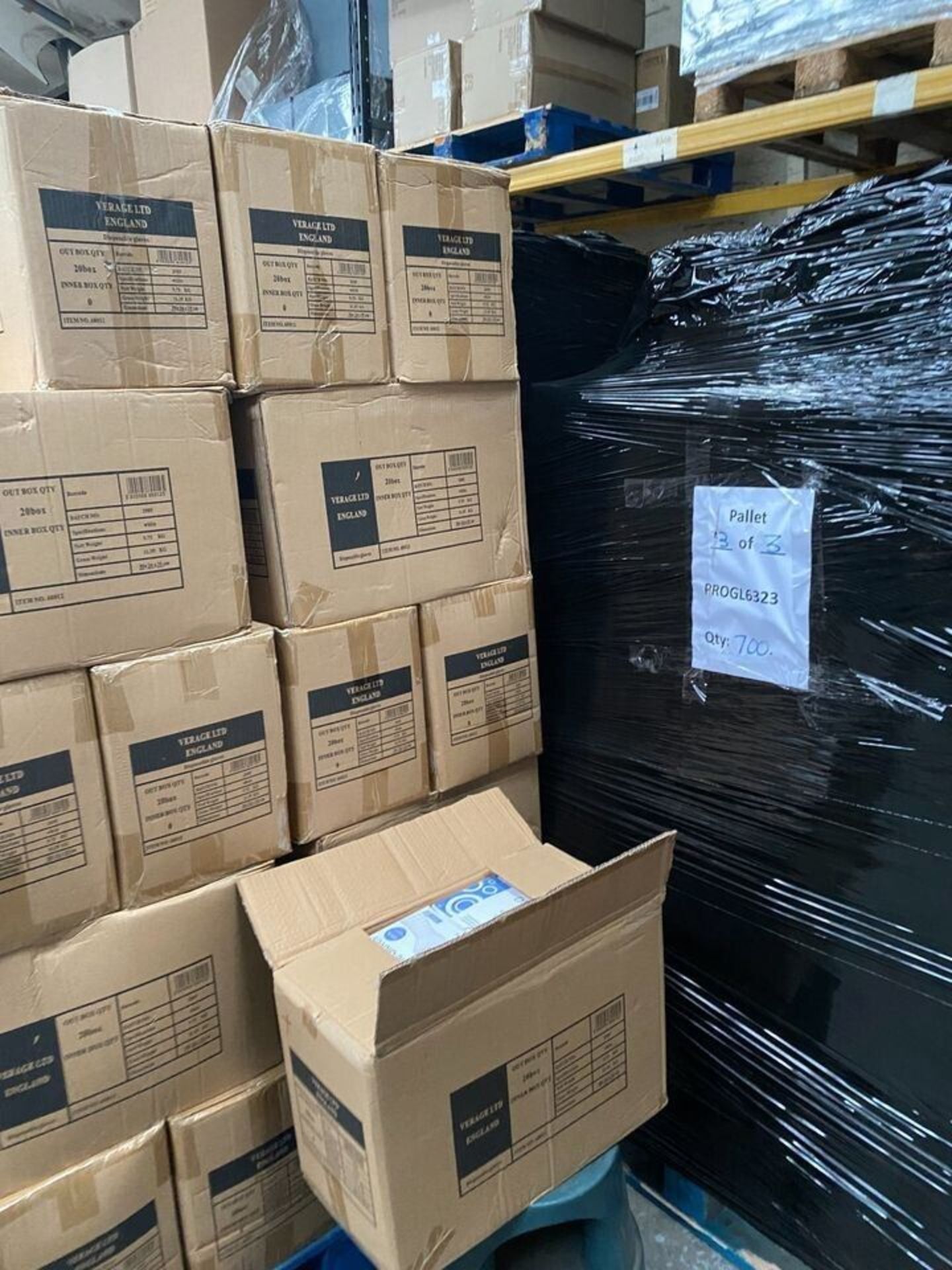 X40 BOXES OF 100 VINYL POWDER FREE LARGE DISPOSABLE WHITE GLOVES RRP £240 - Image 3 of 4