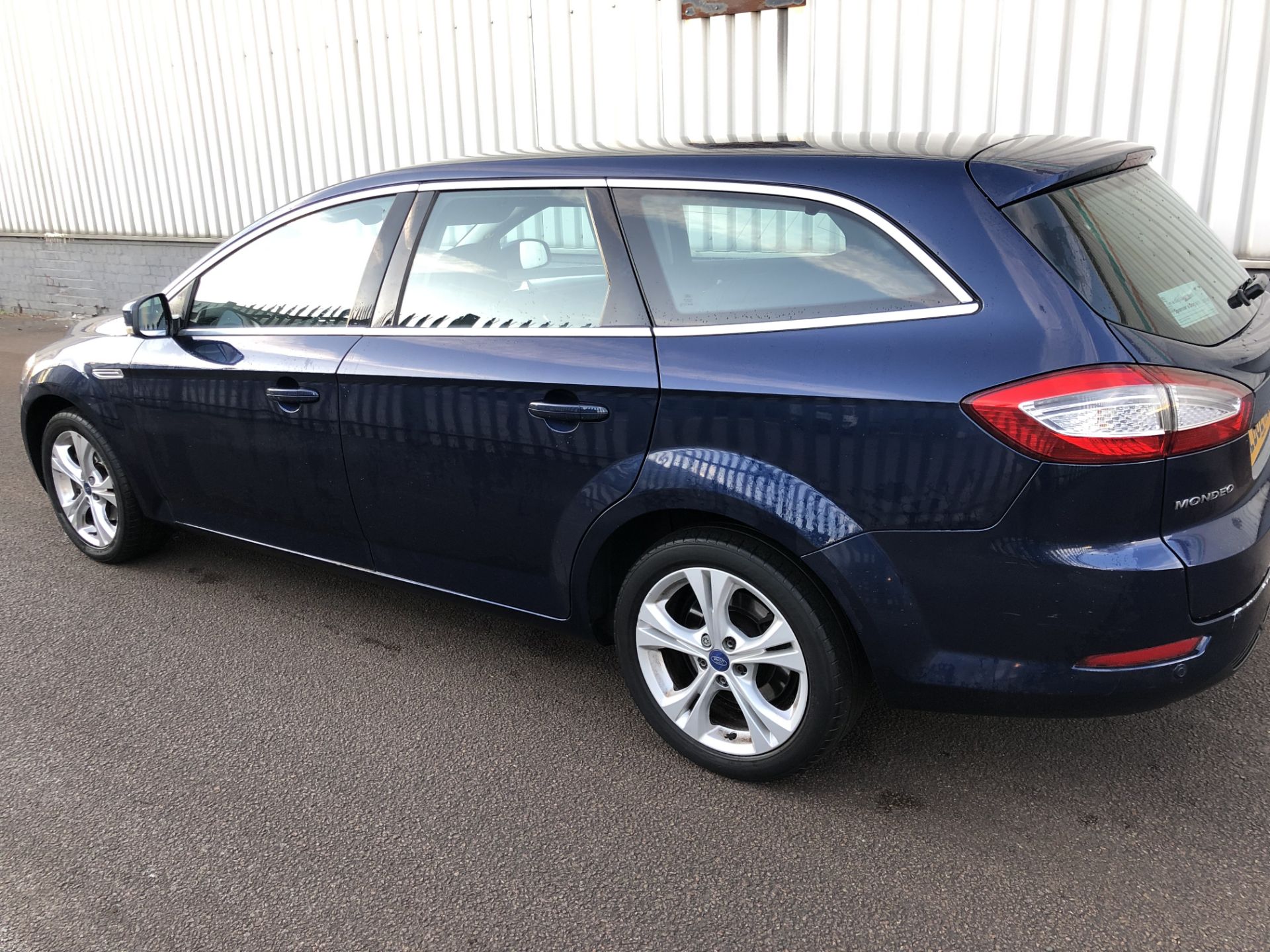 2013 Ford Mondeo 2.0 TDCi Titanium 5 Door Estate - 113,901 miles - 2 keys - Image 6 of 21