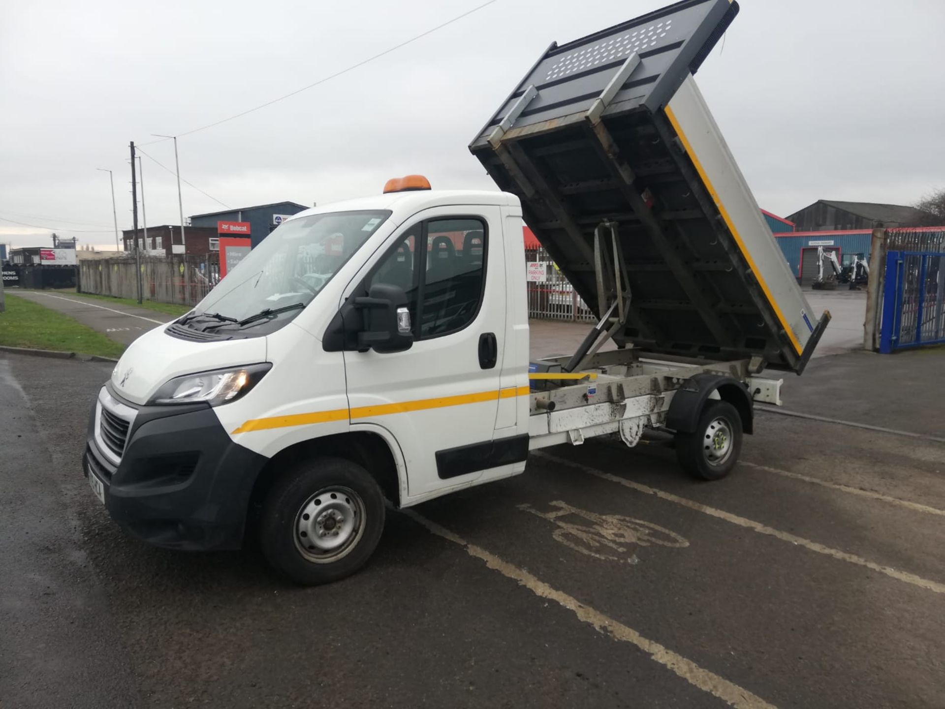 2019 19 Peugeot boxer tipper - 32k miles - Euro 6 - OY19 HCA - Image 2 of 21