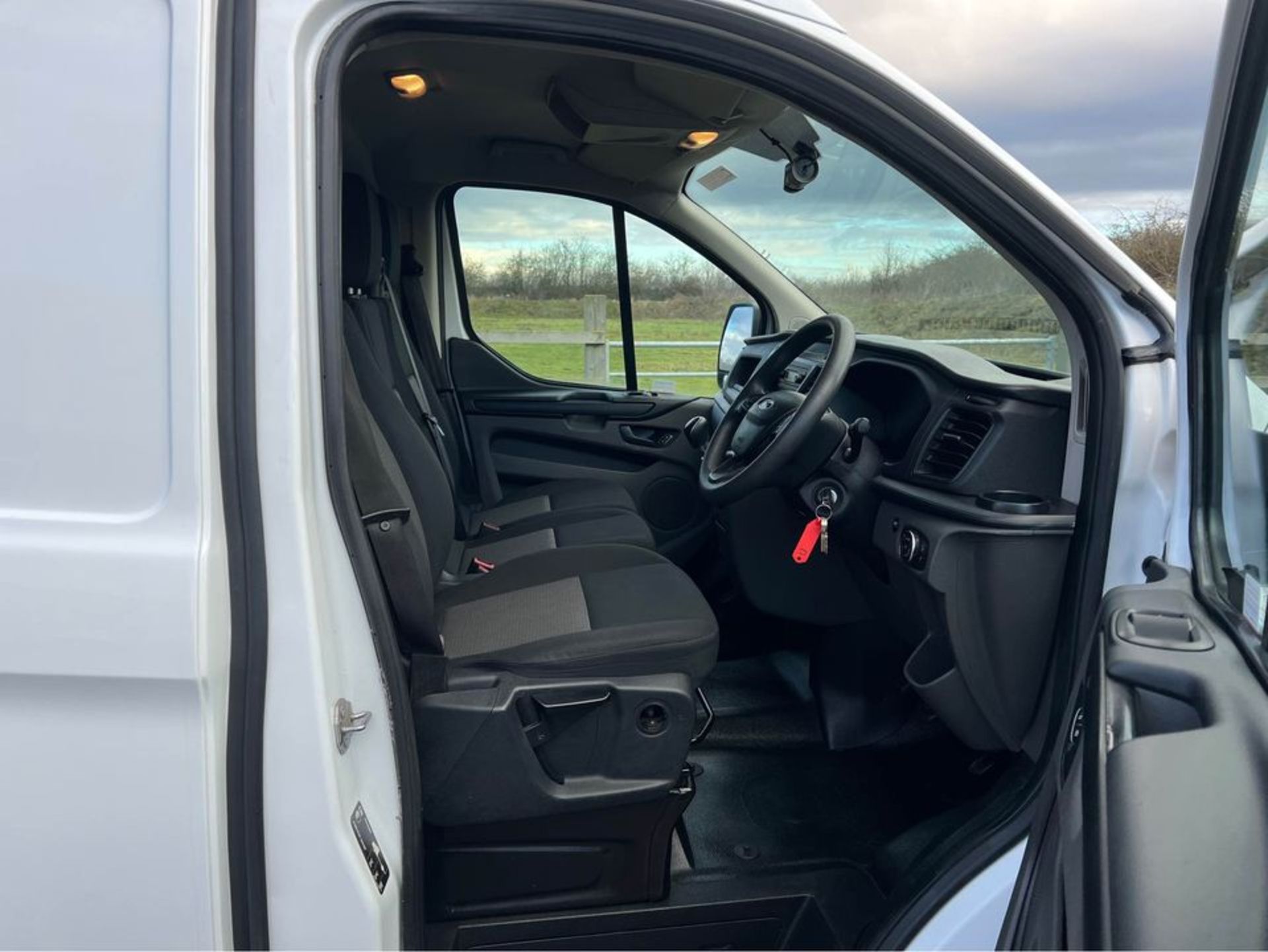 2018 Ford Transit Custom High Roof Euro 6 | ULEZ | Facelift | HPI Clear | 164k Miles - Image 14 of 19