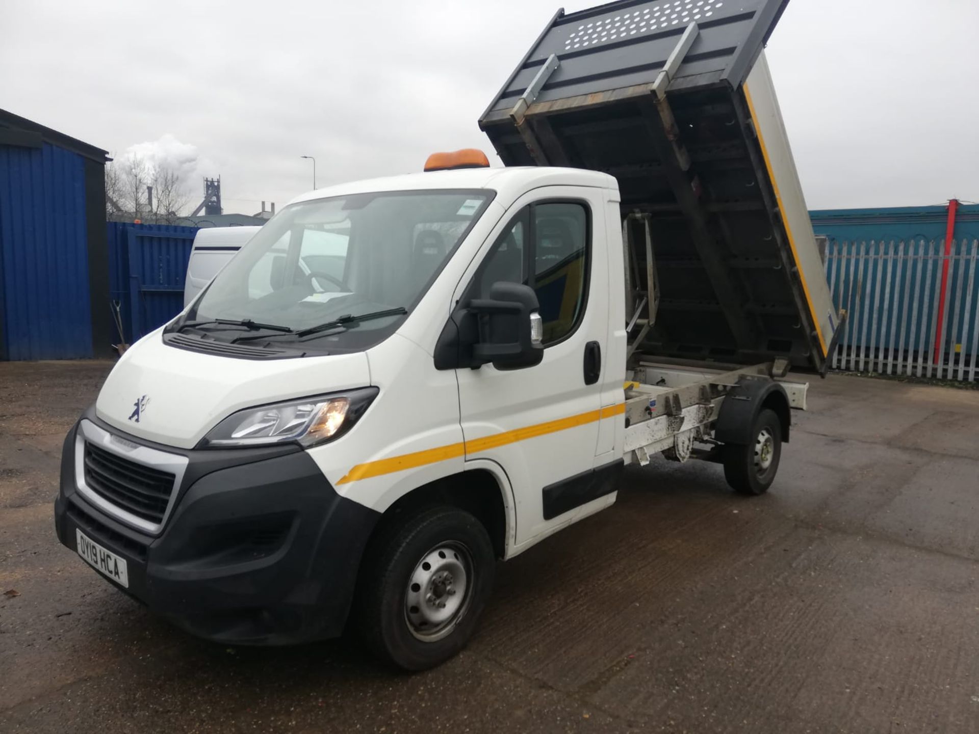 2019 19 Peugeot boxer tipper - 32k miles - Euro 6 - OY19 HCA - Image 10 of 21