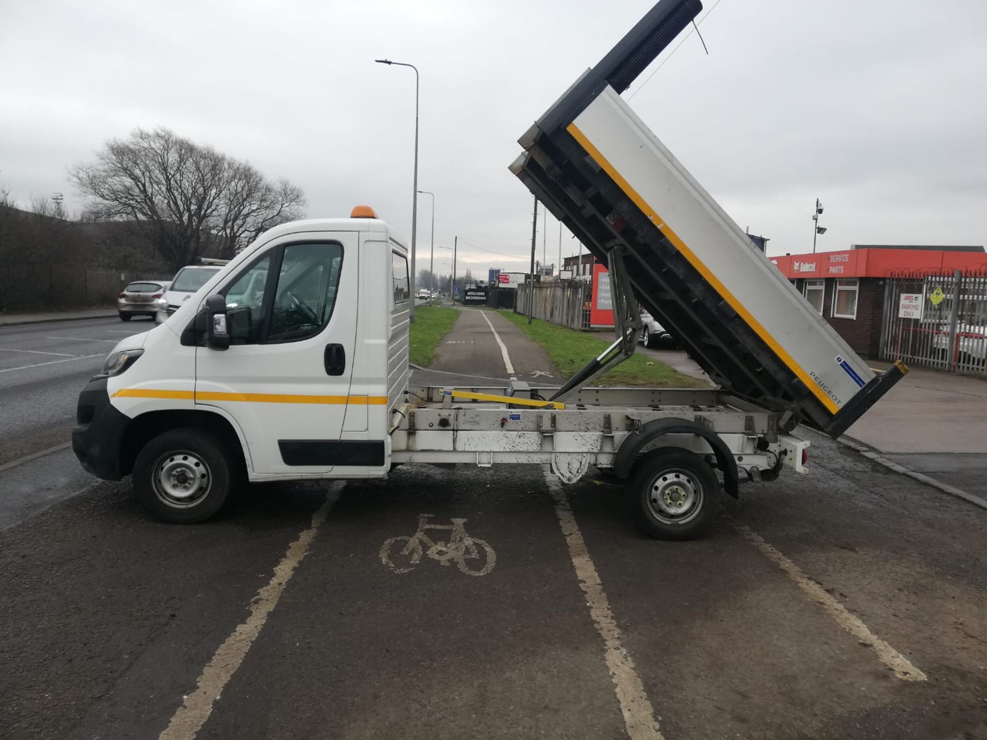 2019 19 Peugeot boxer tipper - 32k miles - Euro 6 - OY19 HCA - Image 14 of 21