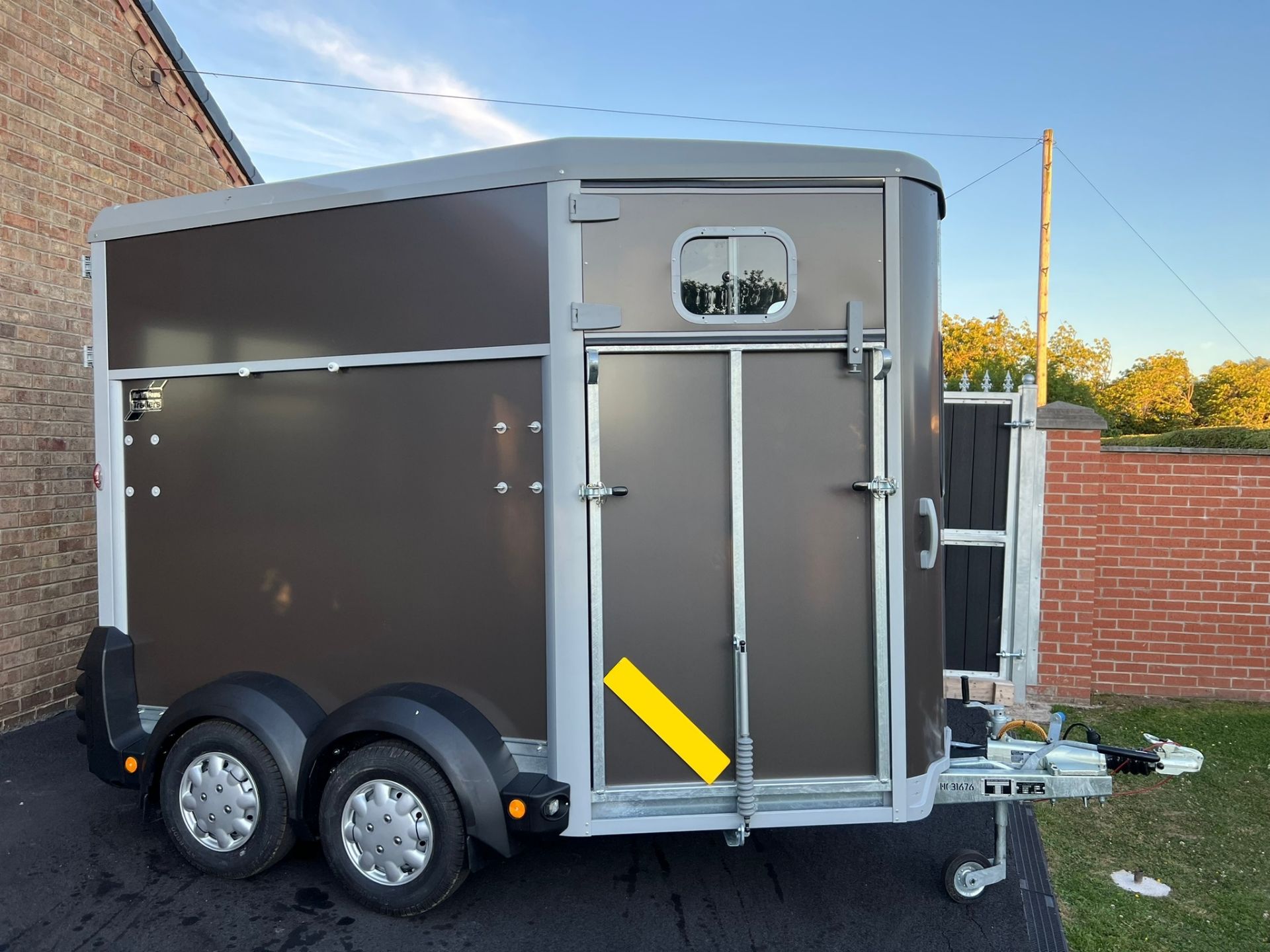 BRAND NEW 2022 IFOR WILLIAMS HB506 HORSE TRAILER - MK2 MODEL - ALUMINIUM FLOOR - Image 3 of 11