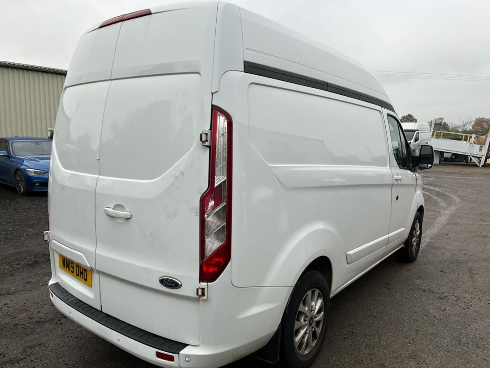 2019 19 ford Transit custom limited high roof - 87k miles - air con - alloy wheels - ply lined - Image 6 of 9