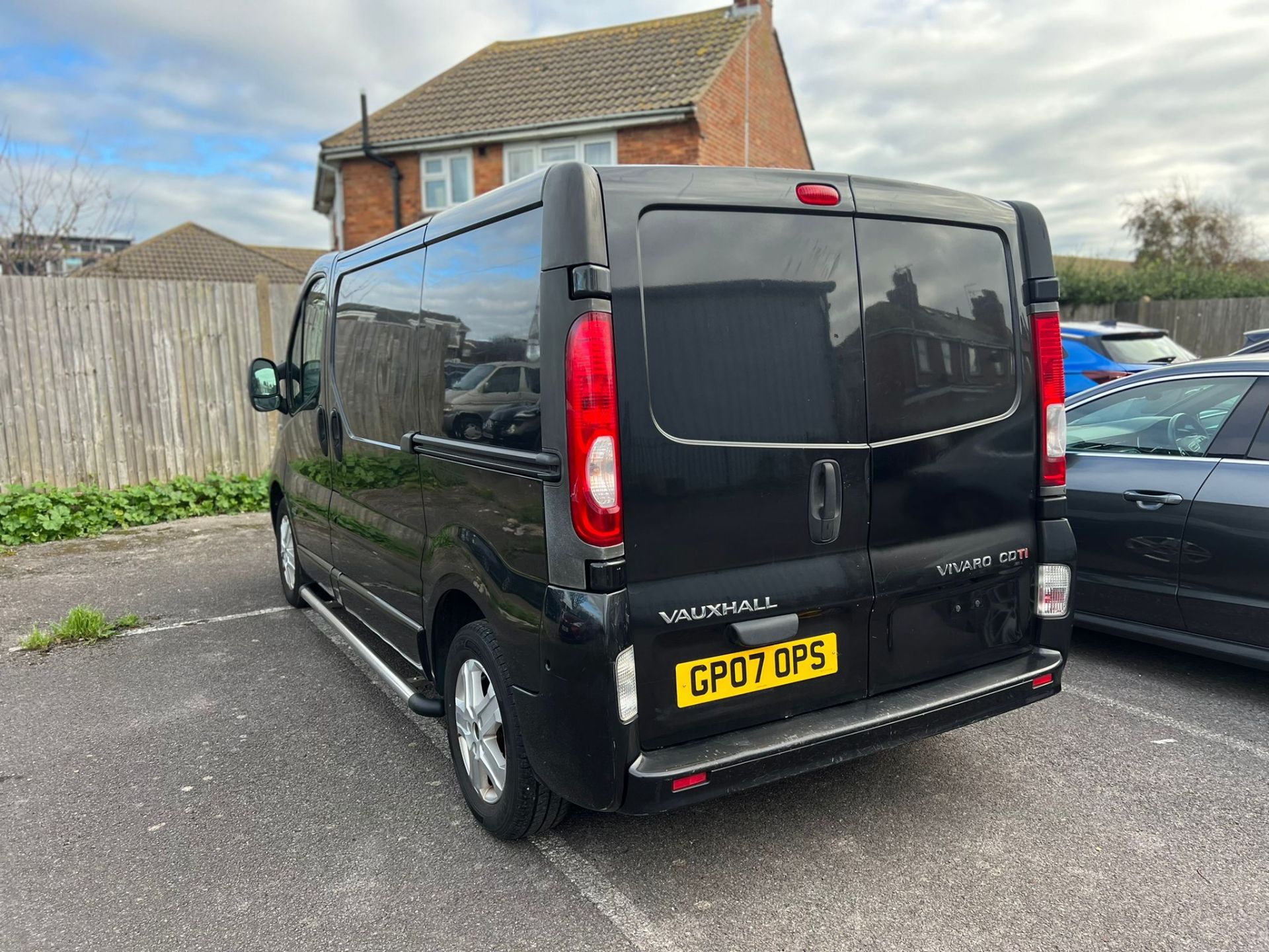 2007 Vauxhall Vivaro L2 H1 Diesel Manual Black Panel van - 2 keys - GP07 OPS - Image 4 of 9