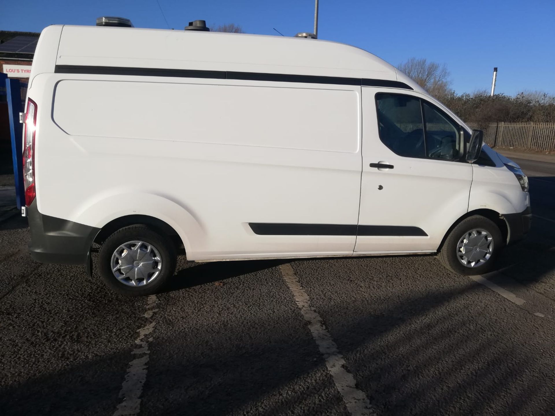 2016 66 ford Transit custom high roof Lwb white panel van - Euro 6 - Ideal camper conversion - Image 8 of 11