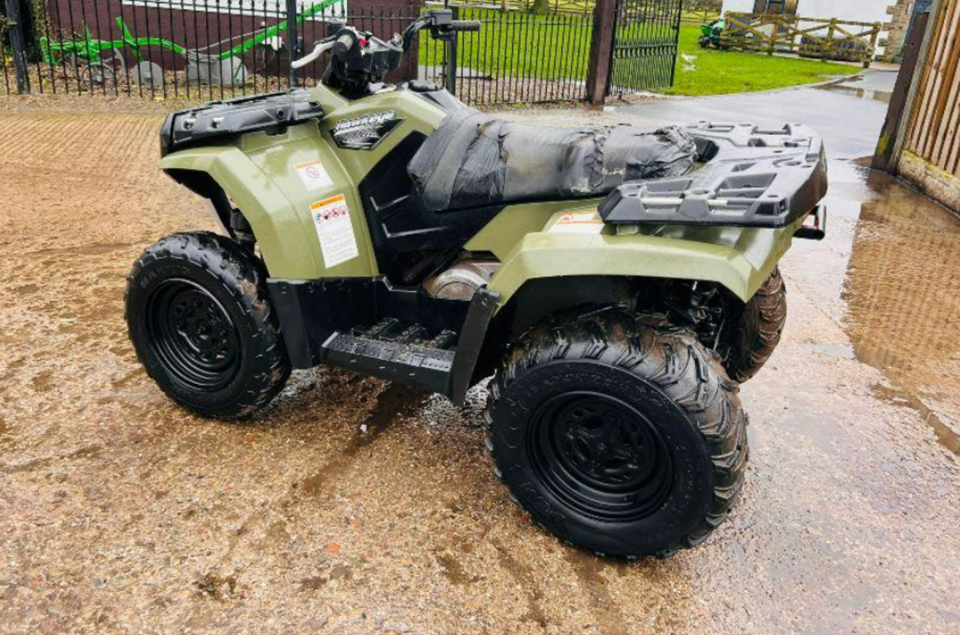 POLARIS HAWKEYE QUAD BIKE C/W FORWARDS AND REVERSE DRIVE - Image 4 of 10