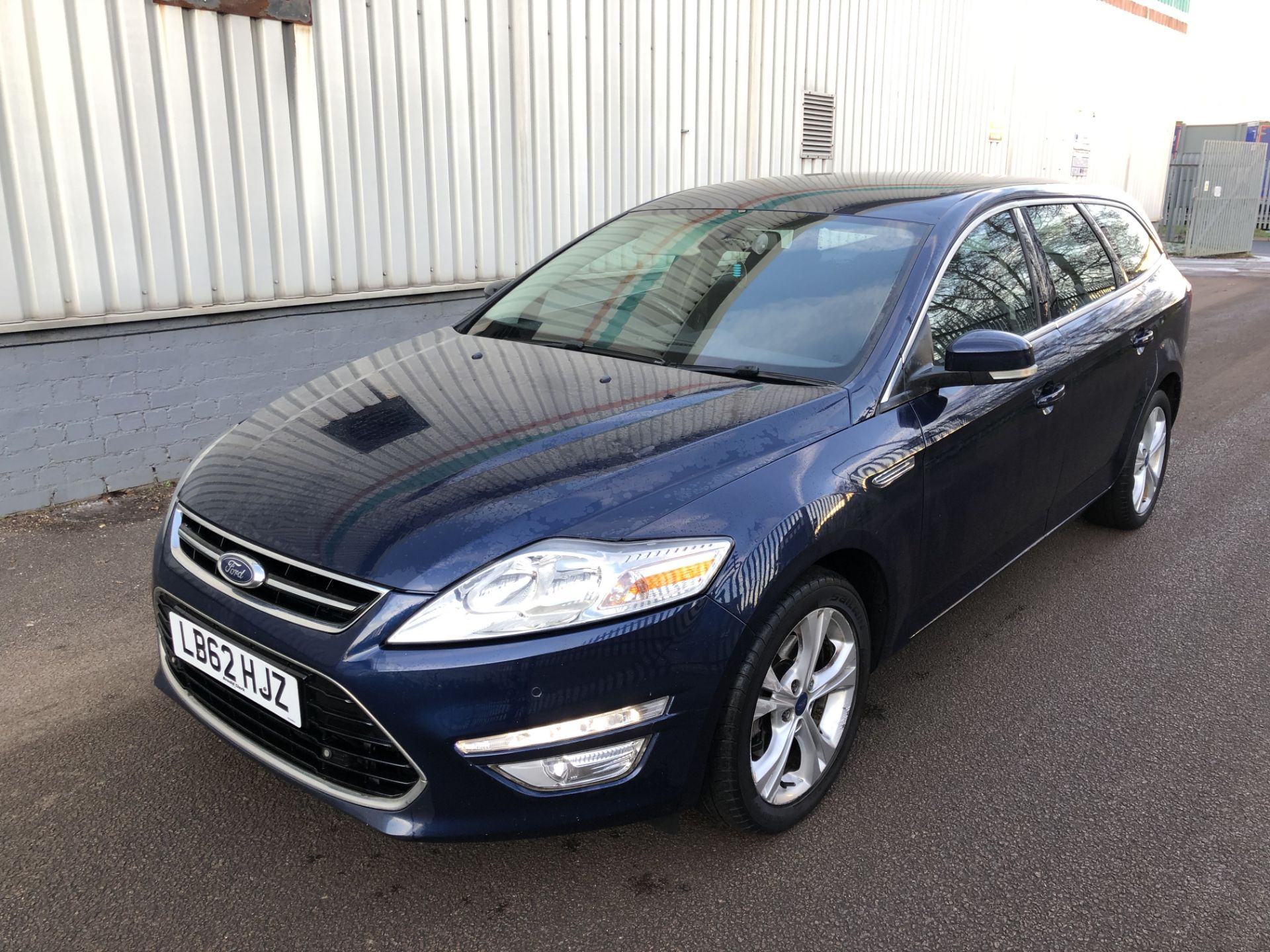 2013 Ford Mondeo 2.0 TDCi Titanium 5 Door Estate - 113,901 miles - 2 keys - Image 5 of 21