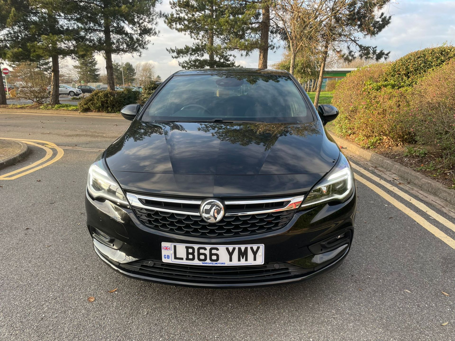 2016 Vauxhall Astra SRI 1.4T (150PS) Manual 6 speed in Black Hatchback - LB66 YMY - Image 2 of 17