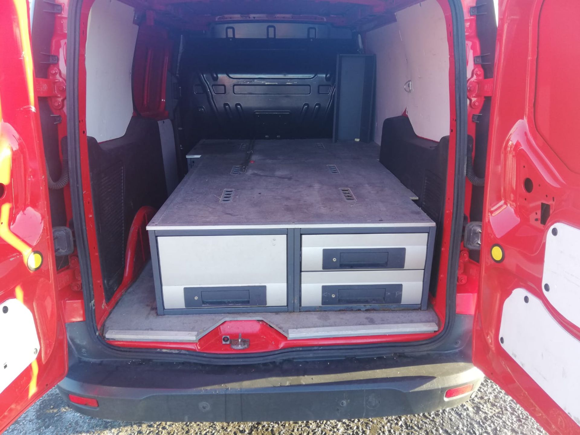 2016 16 ford Transit connect Lwb Red Panel van - Full service history - air con - YR16 BFP - Image 10 of 10