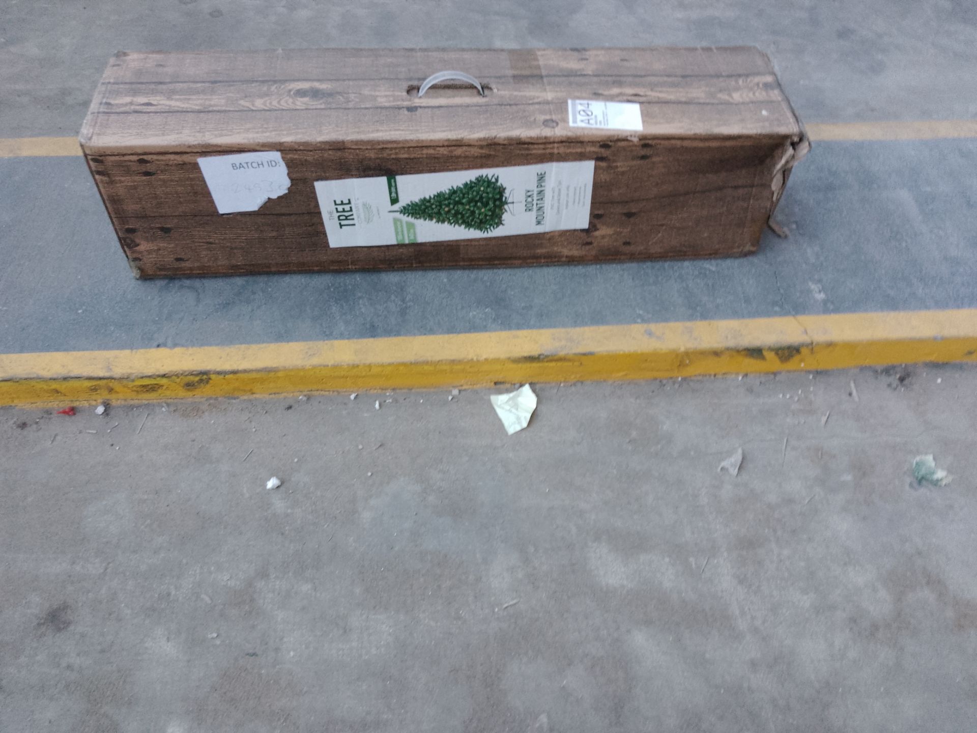 1 Pallet of approx.12 returned Christmas trees - various shapes and sizes - Image 2 of 3